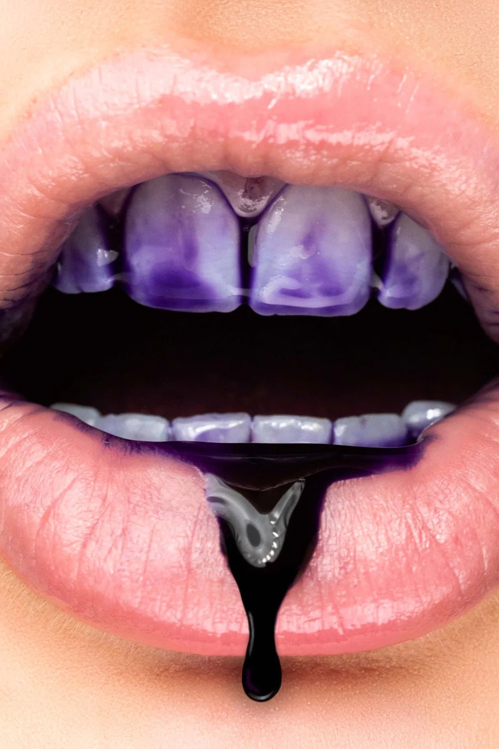 Teeth whitening toothpaste